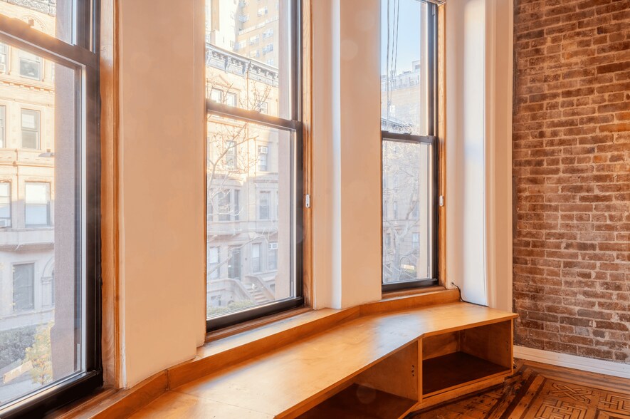 More Photos Of 28 W 89th St, New York Apartments For Sale