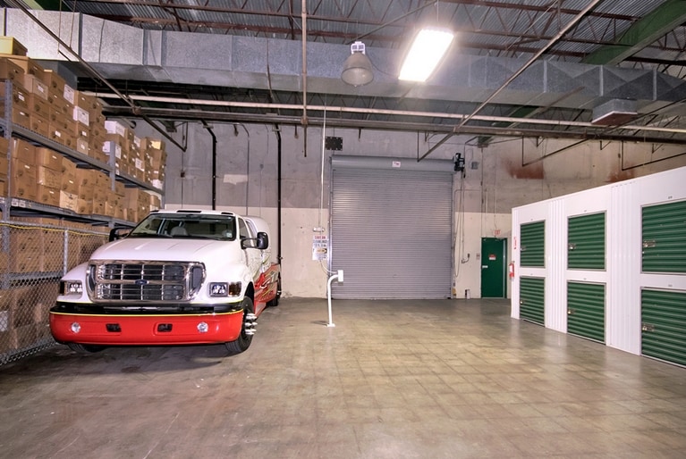 More Photos Of 6001 Woodland Hwy, New Orleans Self Storage For Lease