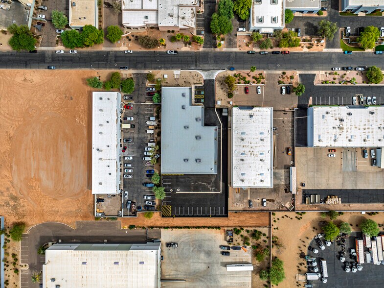 More Photos Of 315 E Comstock Dr, Chandler Warehouse For Lease