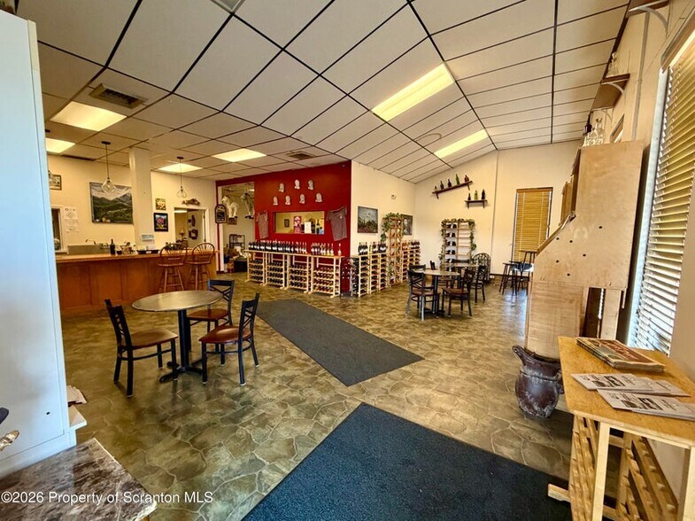 More Photos Of 1971 Scranton Carbondale Hwy, Blakely Freestanding For Lease
