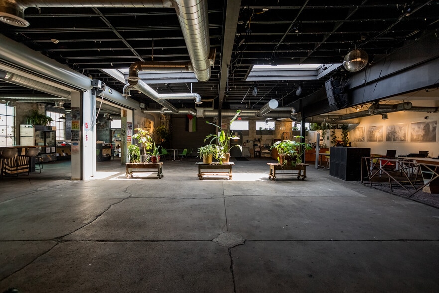 More Photos Of 2905 Beaufait St, Detroit Warehouse For Sale