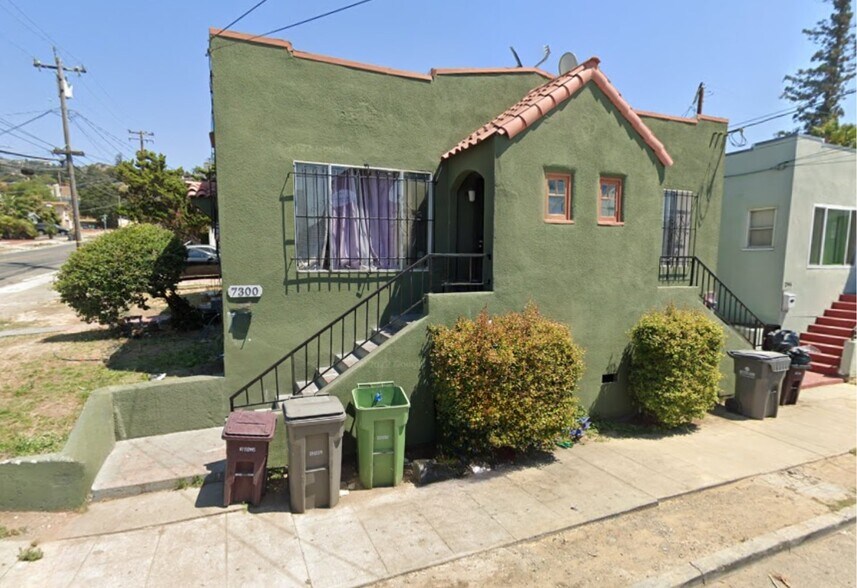 Primary Photo Of 7300-7302 Ney Ave, Oakland Apartments For Sale
