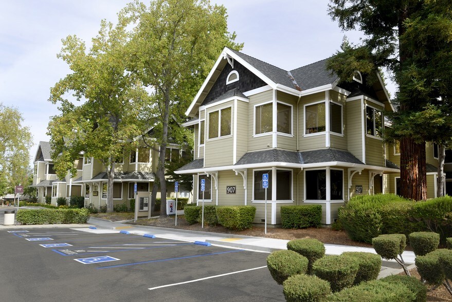 More Photos Of 903-909 San Ramon Valley Blvd, Danville Unknown For Lease