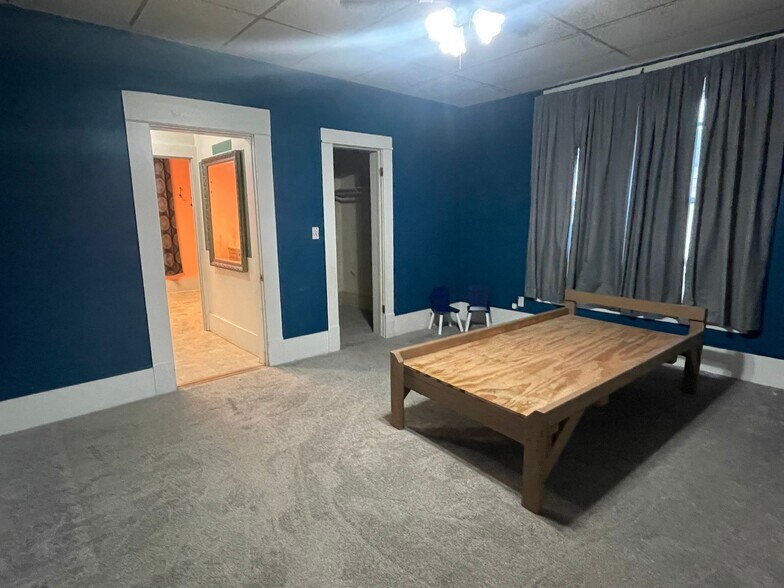 More Photos Of 215 W Main St, Lometa Specialty For Sale