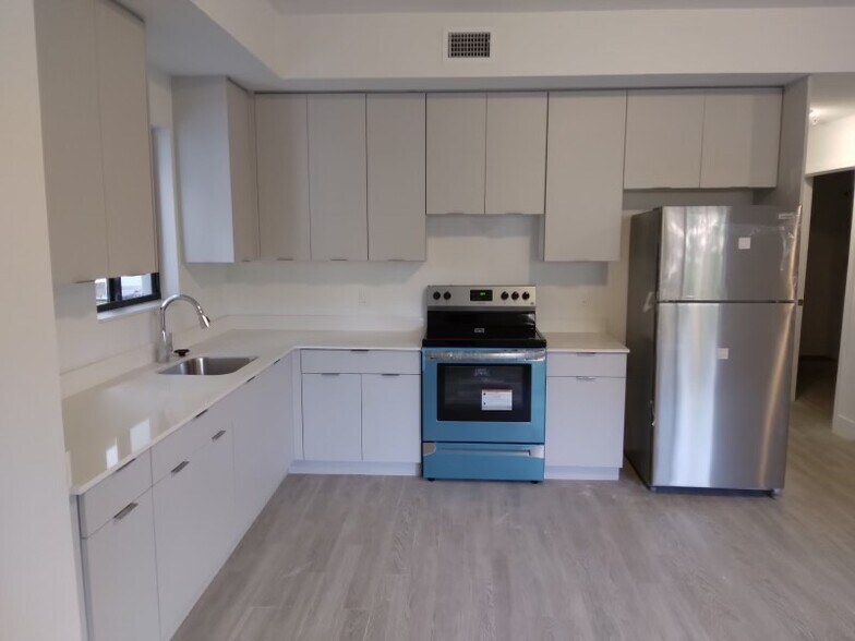More Photos Of 751 NW 1st St, Miami Apartments For Sale