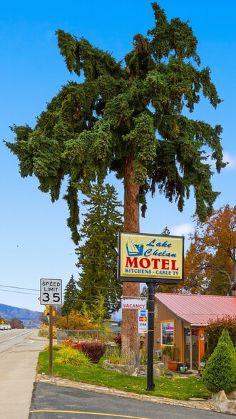 More Photos Of 2044 W Woodin Ave, Chelan Hotel For Sale