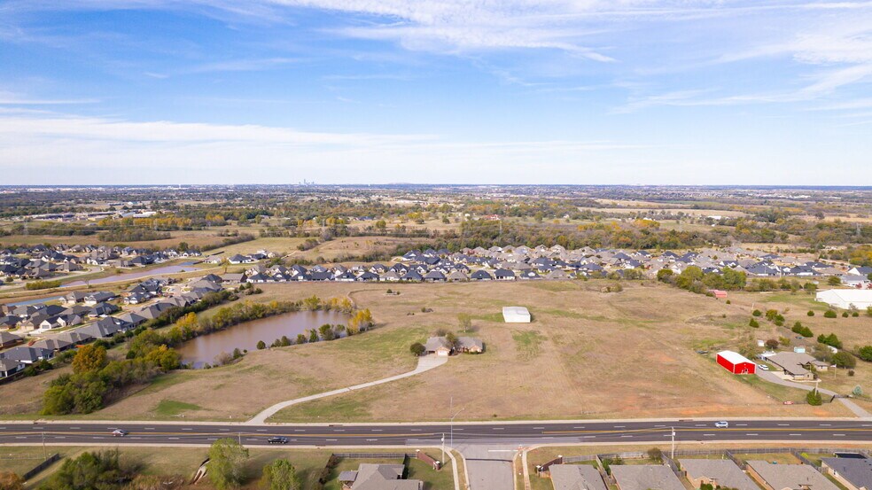More Photos Of 301 W Tecumseh Rd, Norman Land For Sale