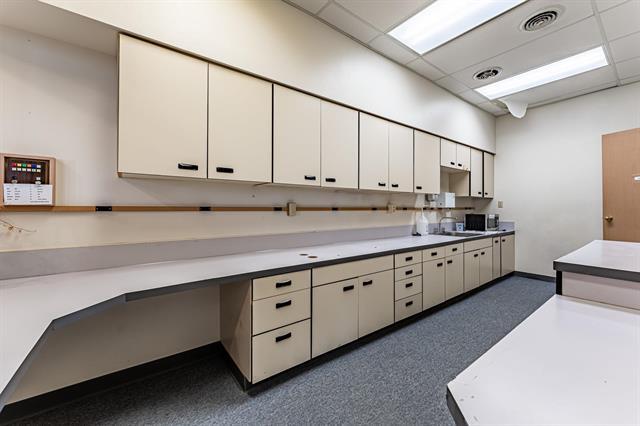 More Photos Of 34 SE Main St, Blackfoot Office For Sale