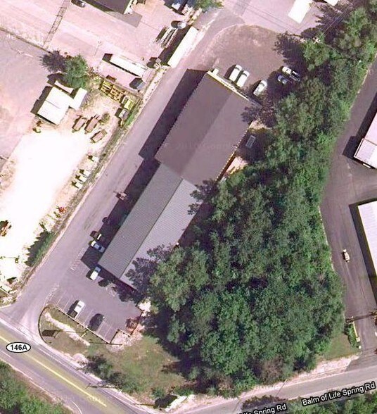 More Photos Of 740 Quaker Hwy, Uxbridge Warehouse For Lease
