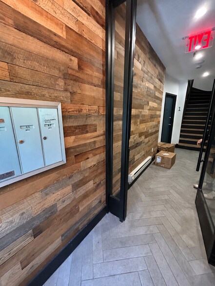 More Photos Of 404 W 22nd St, New York Apartments For Sale
