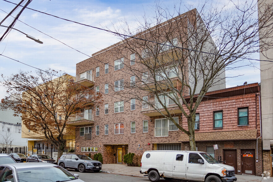 Primary Photo Of 2848 W 15th St, Brooklyn Apartments For Sale