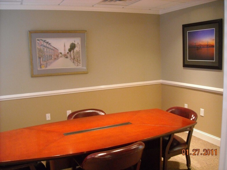More Photos Of 3 Gamecock Ave, Charleston Office Residential For Lease