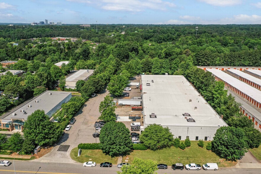 More Photos Of 5025 Departure Dr, Raleigh Distribution For Lease
