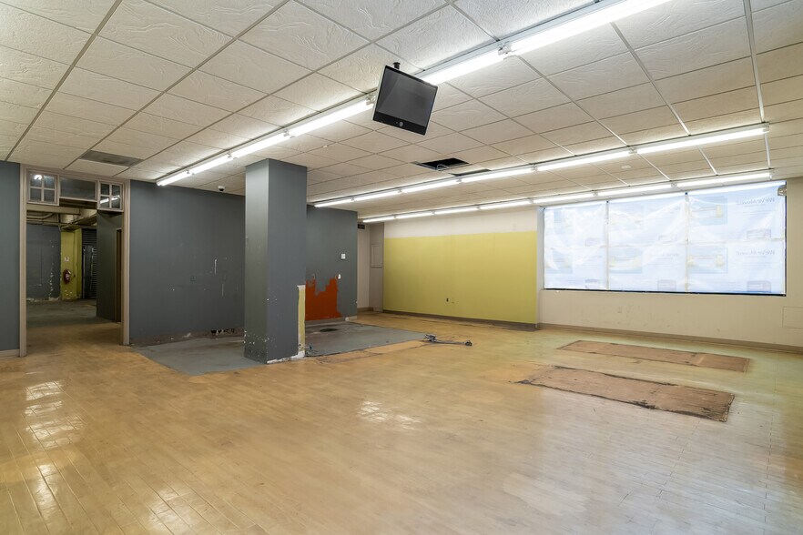 More Photos Of 245 S Van Ness Ave, San Francisco Warehouse For Lease