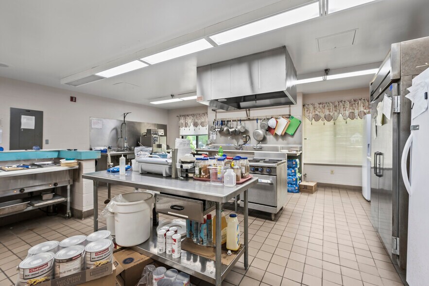 More Photos Of 5900 Bethabara Park Blvd, Winston-Salem Healthcare For Sale