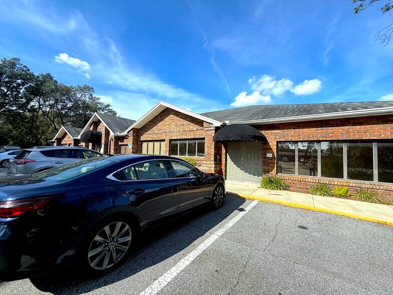 More Photos Of 125 W Pineview St, Altamonte Springs Medical For Lease