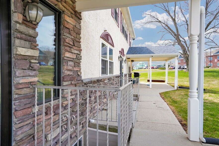 More Photos Of 1425 S Collegeville Rd, Collegeville General Retail For Lease
