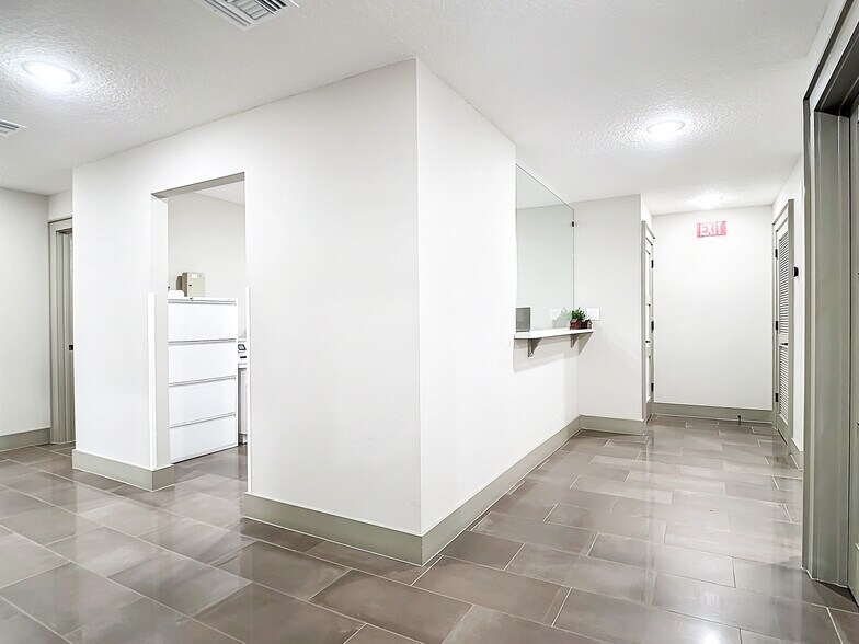 More Photos Of 285 S Central Ave, Umatilla Medical For Sale