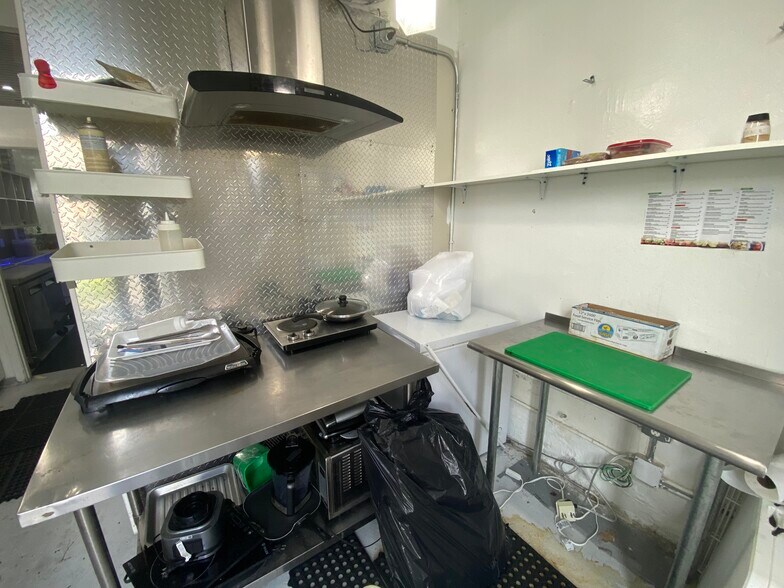 More Photos Of 112-120 S 20th Ave, Hollywood Restaurant For Lease