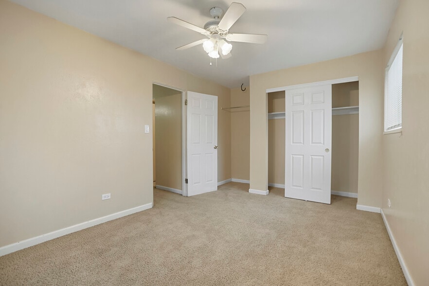 More Photos Of 3650 S Lincoln St, Englewood Apartments For Sale