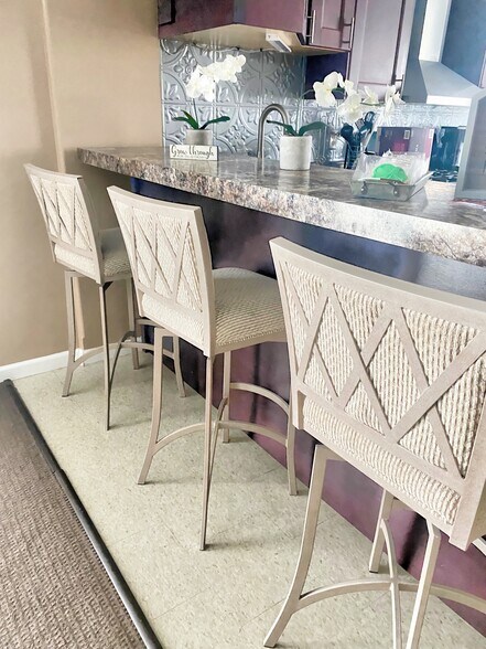 More Photos Of 5414 Homegardner Rd, Castalia Apartments For Sale