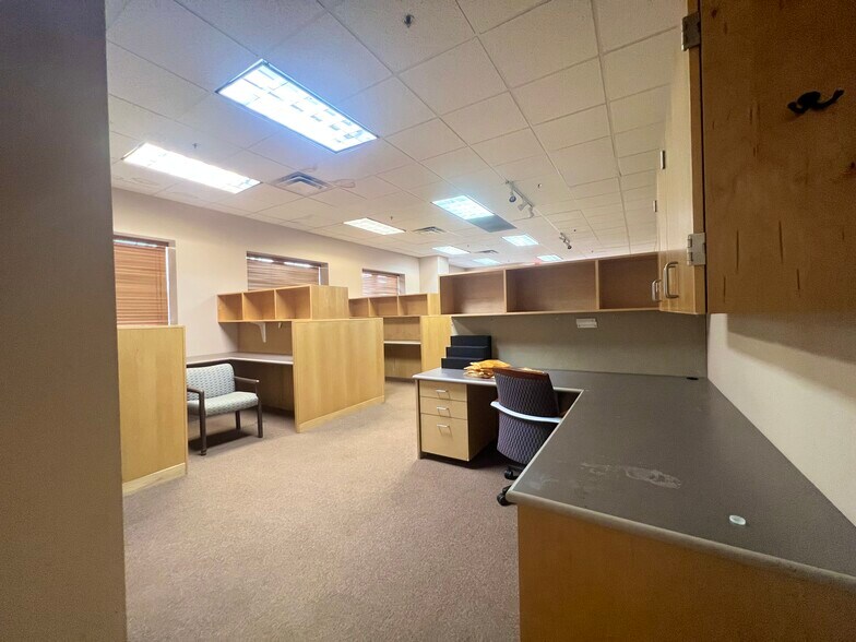 More Photos Of 27-31 Privet St, Pawtucket Manufacturing For Sale