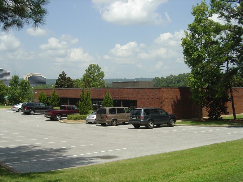 More Photos Of 2131 Data Office Dr, Hoover Office For Lease