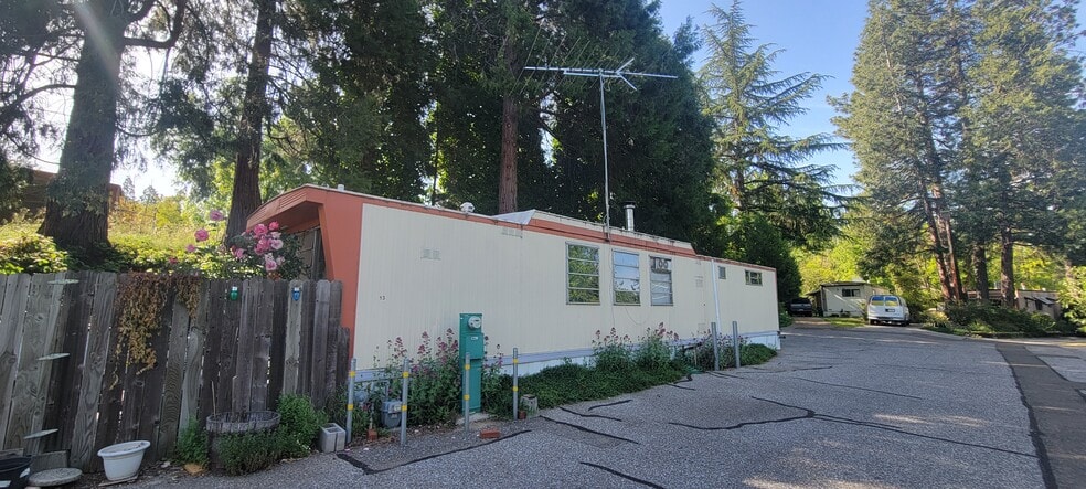 More Photos Of 617 Walsh St, Grass Valley Manufactured Housing Mobile Home Park For Sale