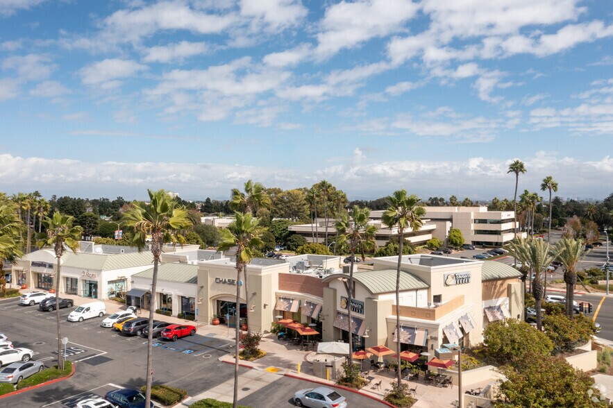 More Photos Of 7201 Yorktown Ave, Huntington Beach Unknown For Lease