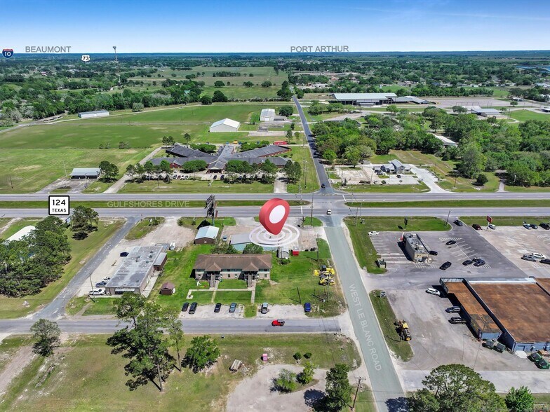 More Photos Of 1220 Highway 124, Winnie Service Station For Sale