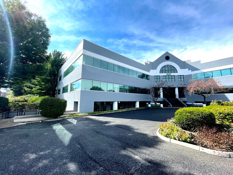 More Photos Of 930 Red Rose Ct, Lancaster Medical For Lease