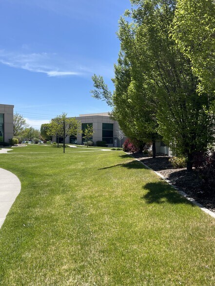 More Photos Of 480-518 W 800 N, Orem Medical For Lease
