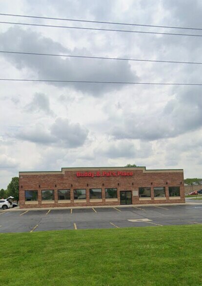 More Photos Of 10685 Randolph St, Crown Point Restaurant For Sale