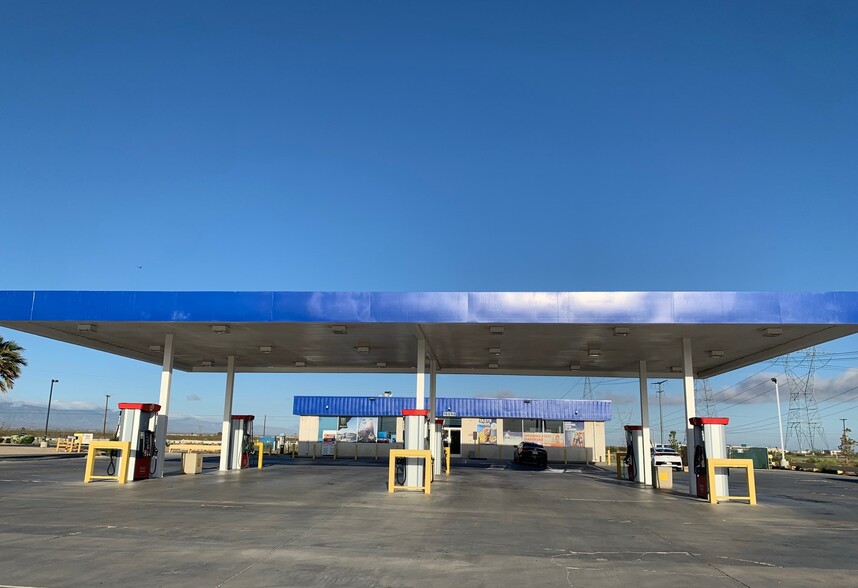 Primary Photo Of 16898 Sportsman St, Adelanto Service Station For Sale