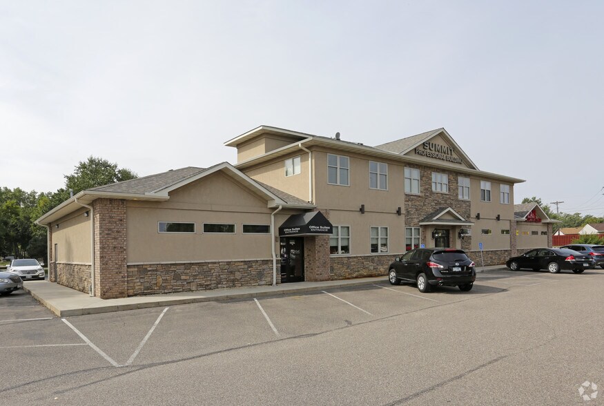 Primary Photo Of 913 Manor Dr NE, Spring Lake Park Office For Lease