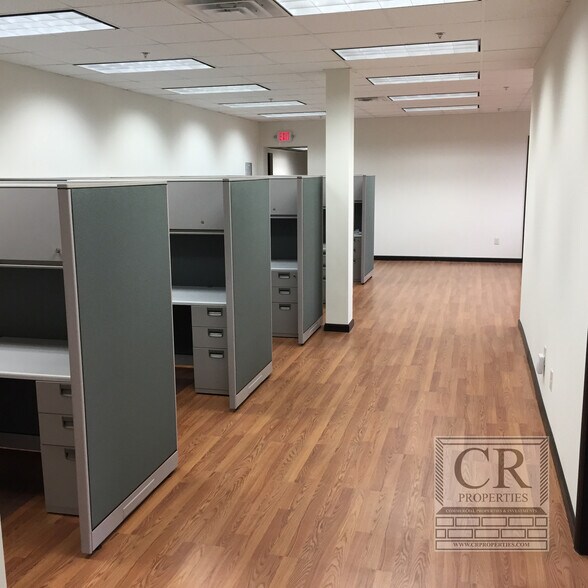 More Photos Of 46 Violet Ave, Poughkeepsie Warehouse For Sale