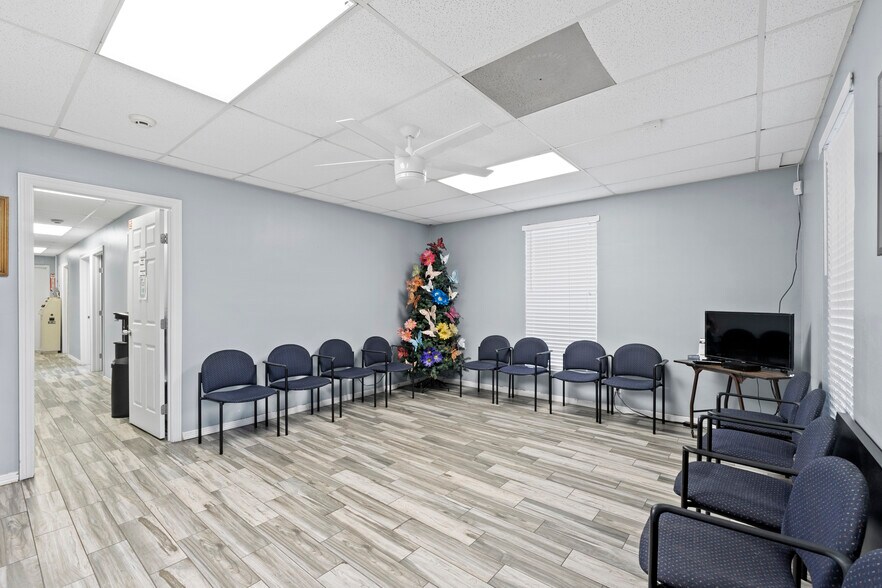 More Photos Of 1120 S Closner Blvd, Edinburg Medical For Sale