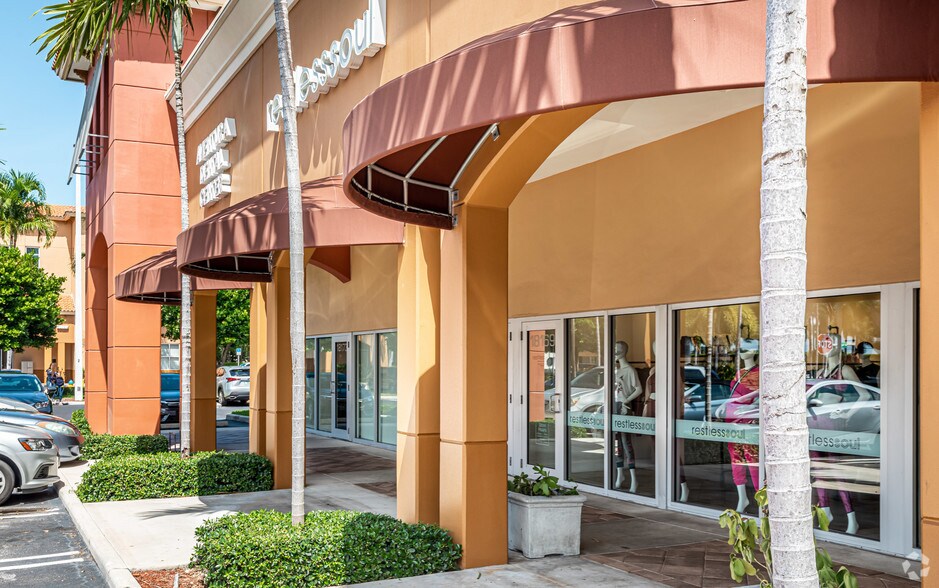 More Photos Of 18205-18295 Biscayne Blvd, Miami Unknown For Lease