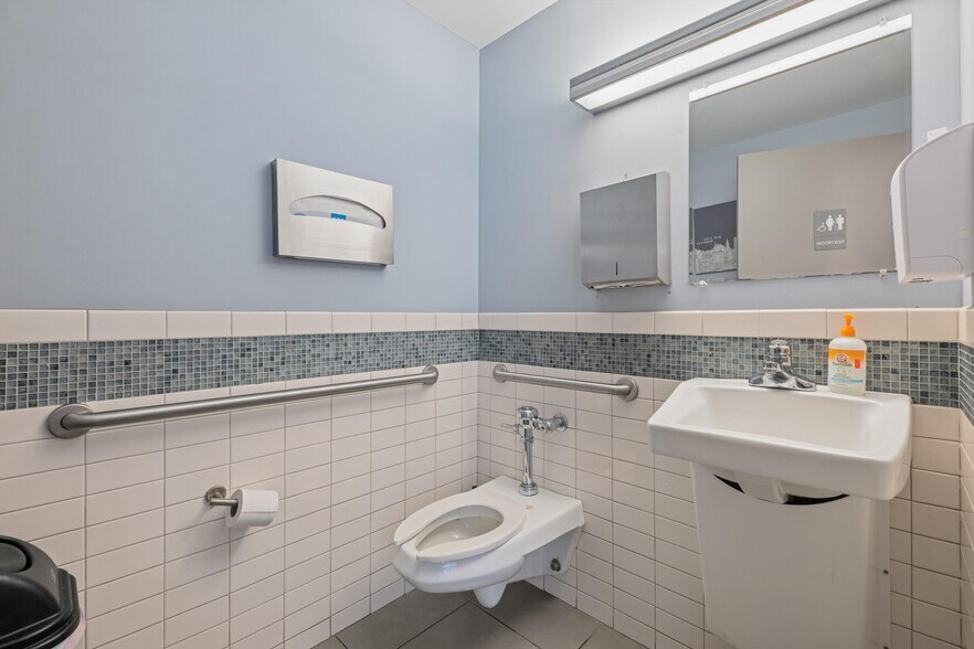 More Photos Of 316-318 E 22nd St, New York Apartments For Sale