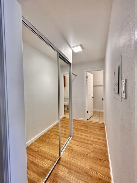 More Photos Of 1720 12th Ave, Oakland Apartments For Sale