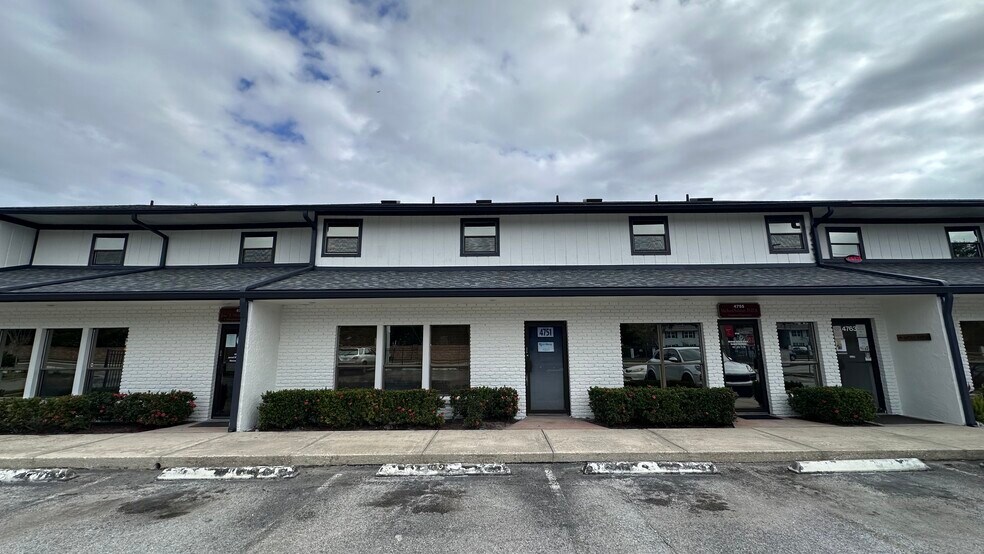 More Photos Of 4751 Conway Rd, Orlando Office For Lease