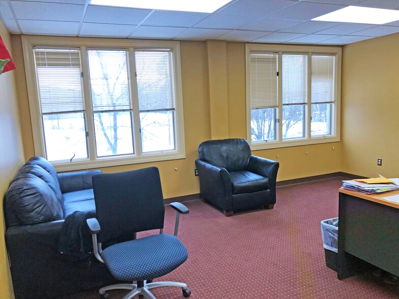 More Photos Of 20 Morin St, Biddeford Warehouse For Sale