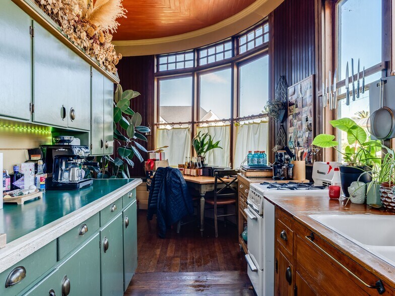 More Photos Of 687 Islay St, San Luis Obispo Apartments For Sale