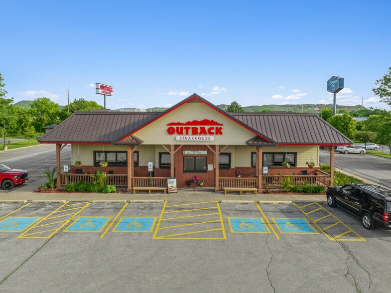 More Photos Of 311 Hampton Ct, Onalaska Restaurant For Sale