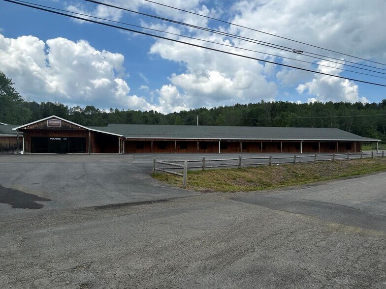 More Photos Of 56 N Bullock Rd, Mansfield Storefront Retail Office For Sale