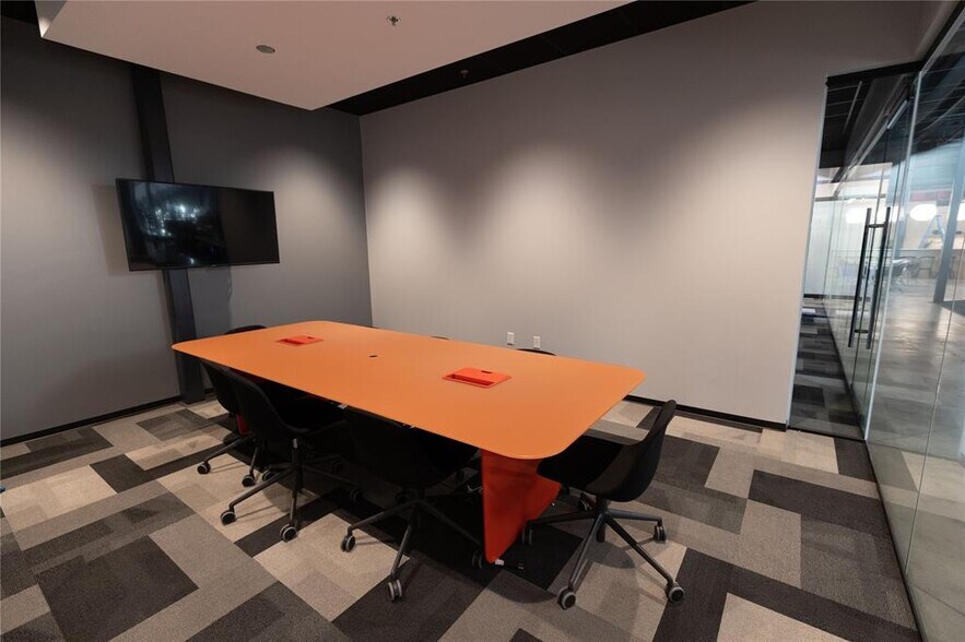 More Photos Of 1220 Toro Grande Dr, Cedar Park Light Distribution For Sale