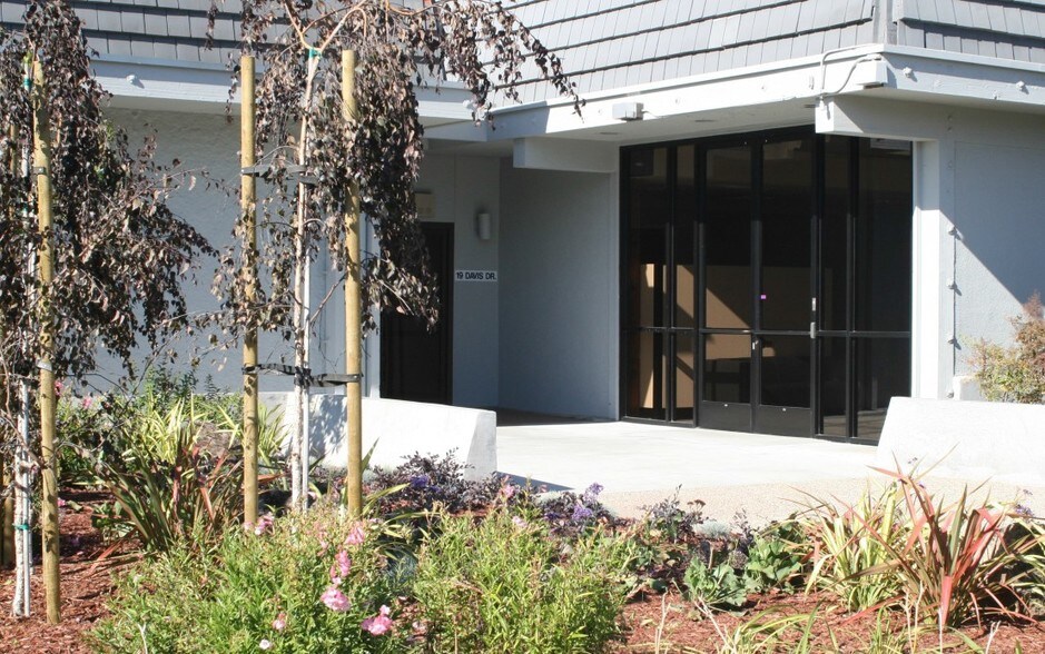 More Photos Of 19 Davis Dr, Belmont Office For Lease