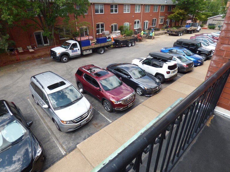 More Photos Of 4501-4509 Laclede Ave, Saint Louis Office For Sale