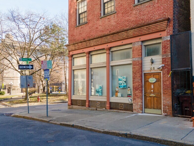 More Photos Of 46 Columbia St, Albany Office For Sale
