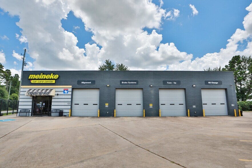 More Photos Of 17711 Old Louetta Rd, Houston Auto Repair For Sale